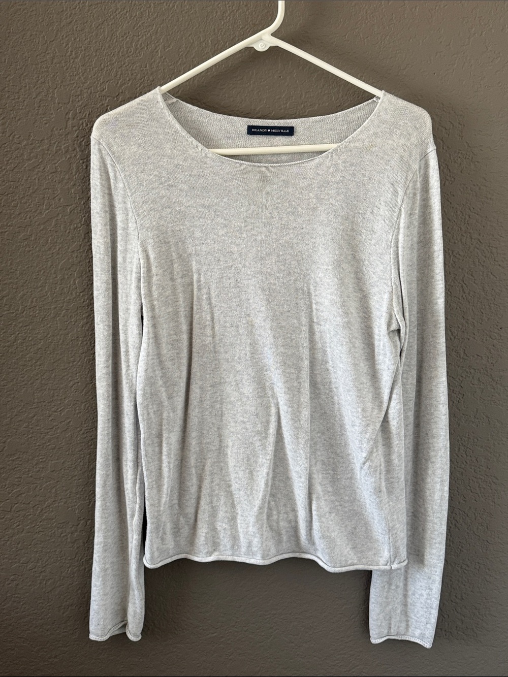 Brandy Melville Light Heather Gray Long-Sleeve Tee
